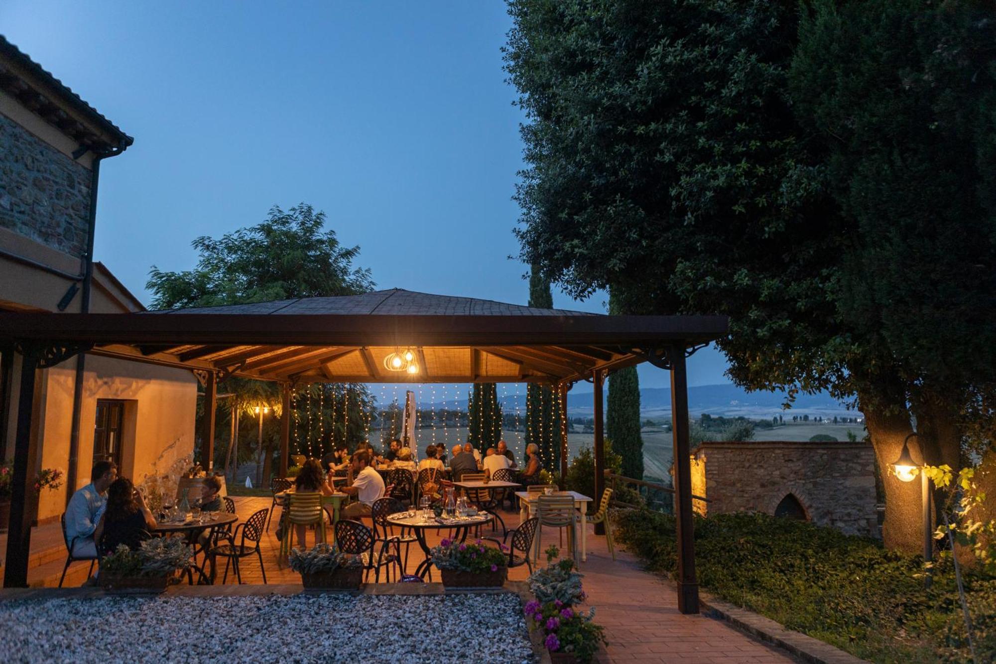 Agriturismo Cappellese Castelnuovo della Misericordia ภายนอก รูปภาพ